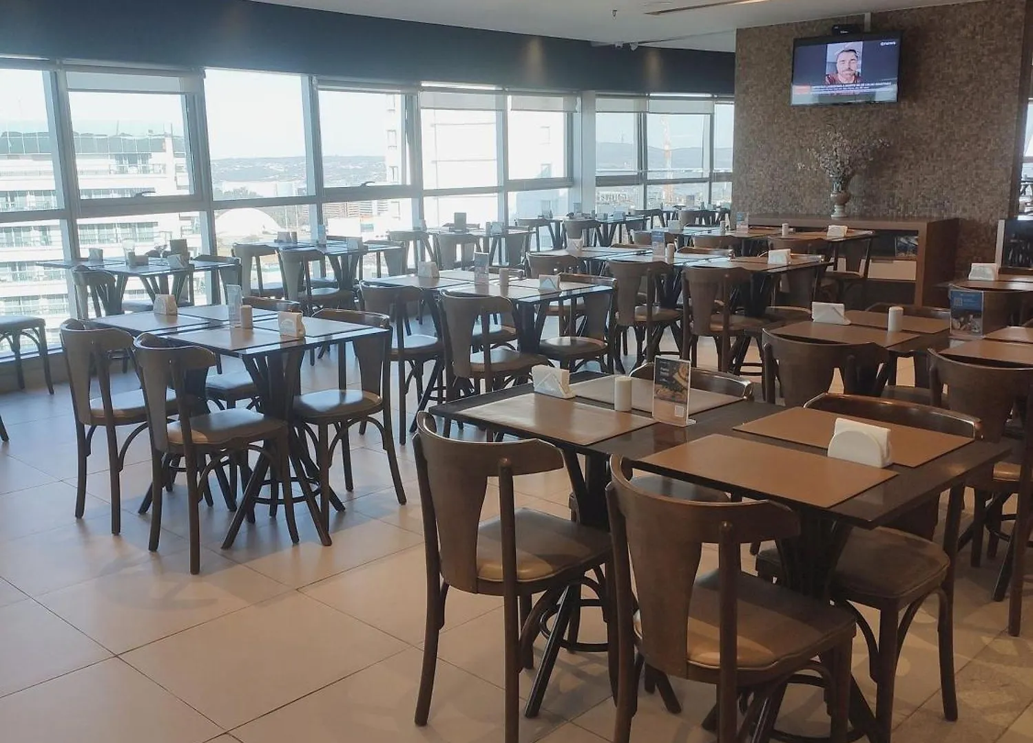 F606 Flat Aconchegante Com Acesso A Internet Apartment Brasilia Brazil