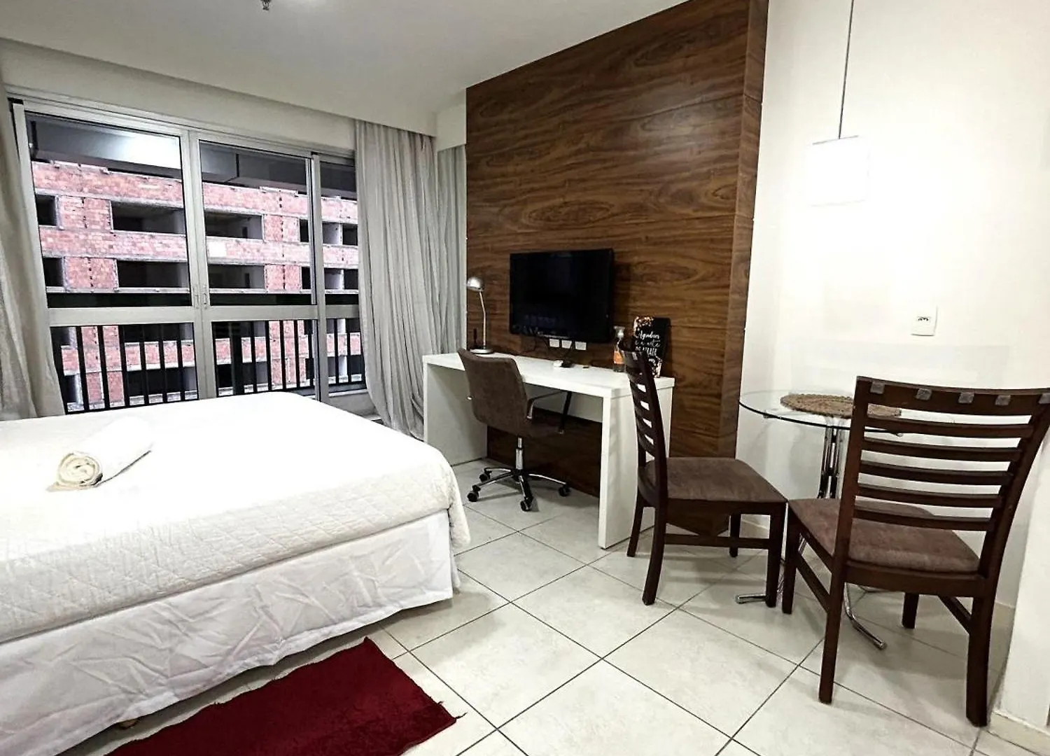 F606 Flat Aconchegante Com Acesso A Internet Apartment Brasilia